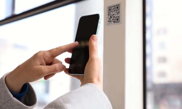 Come Riconoscere i Biglietti da Visita col Telefono